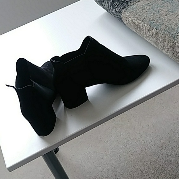 H&M - Picture 1 of 1